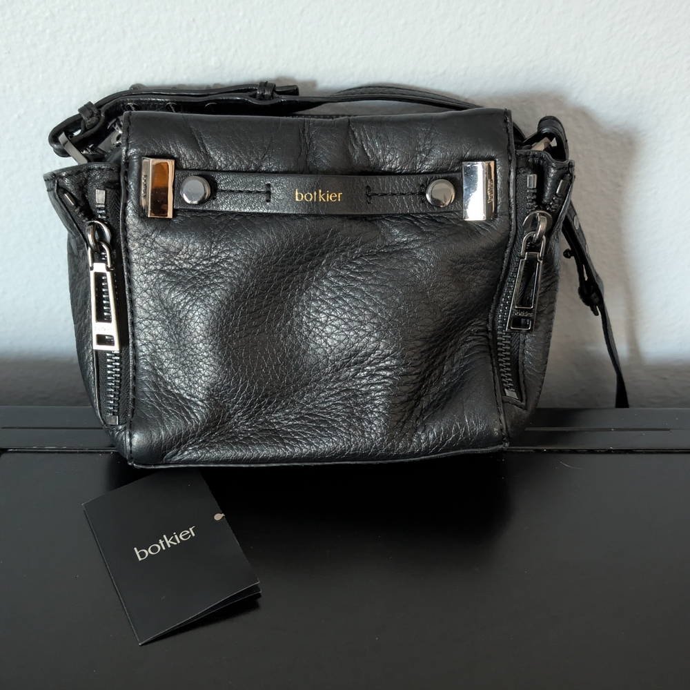 NWT Botkier 100% Leather Black Womens Crossbody Bag Purse With Zipper & Magnet